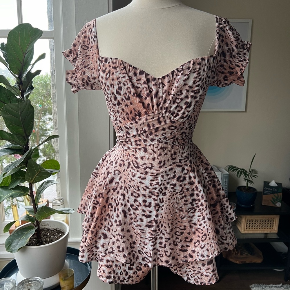 2Bella romper leopard print worn once sweetheart neckline on or off shoulder